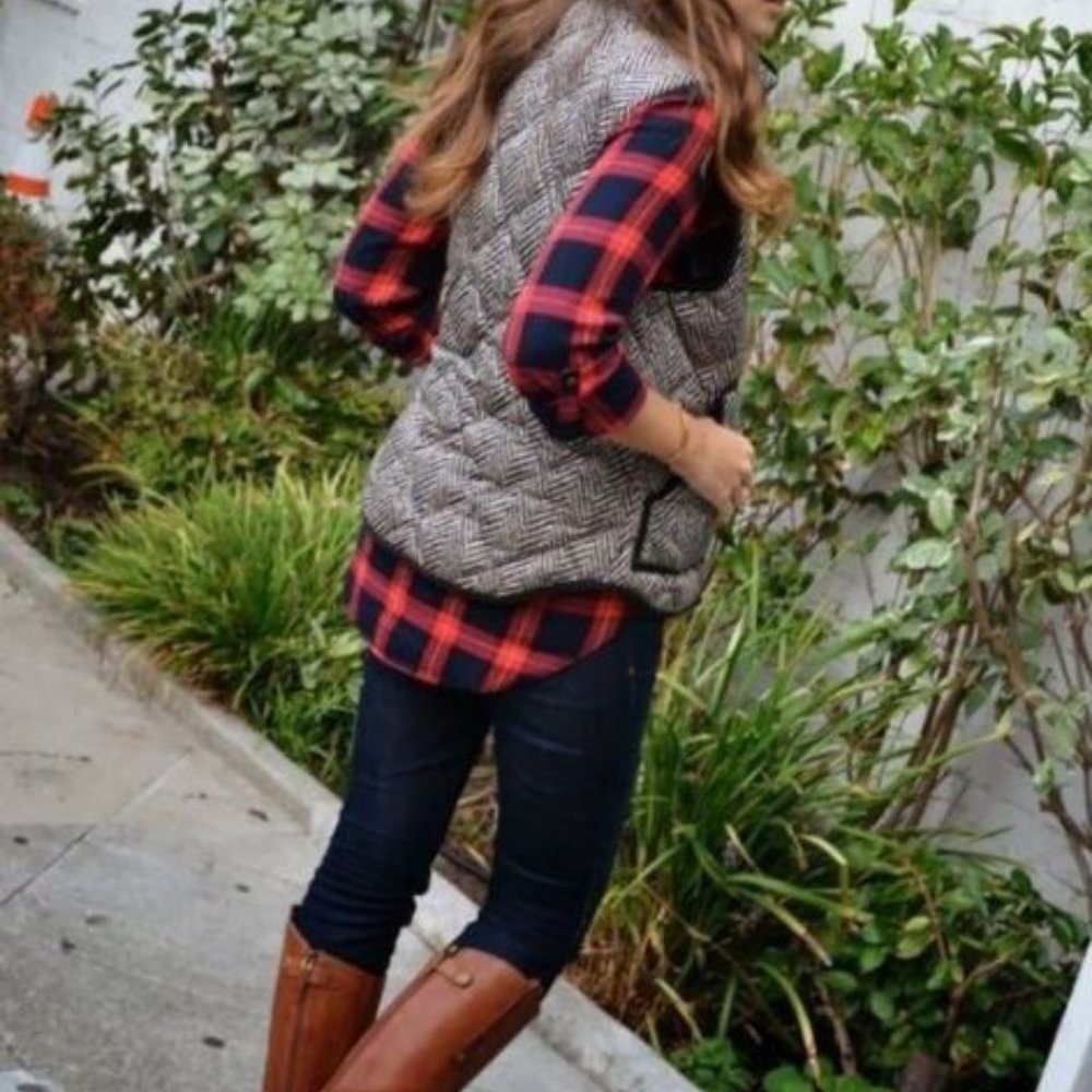 Herringbone Quilted Vest - Picture 3 of 6
